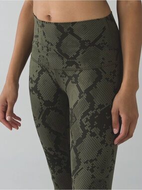 27 ~ Lululemon Wunder under Olive Green Snake Print High-Rise